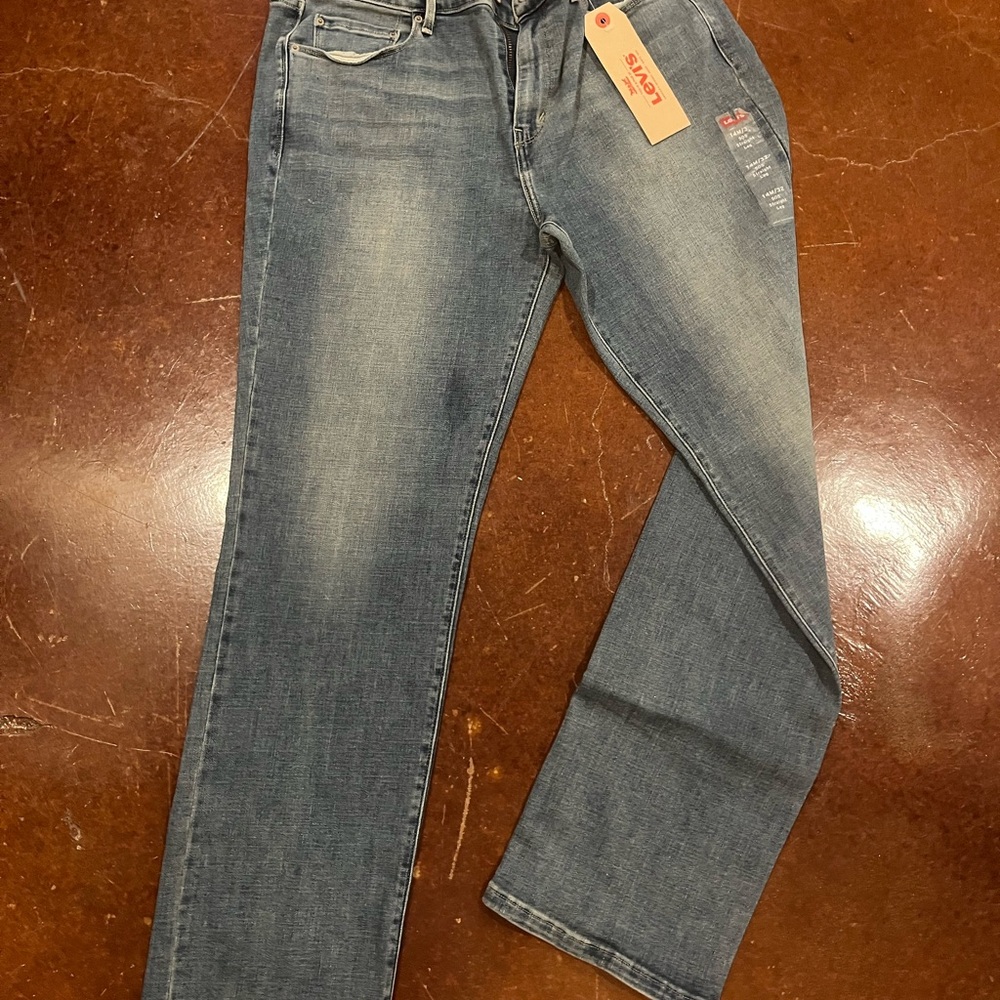 Levi's Classic Blue Straight Jeans